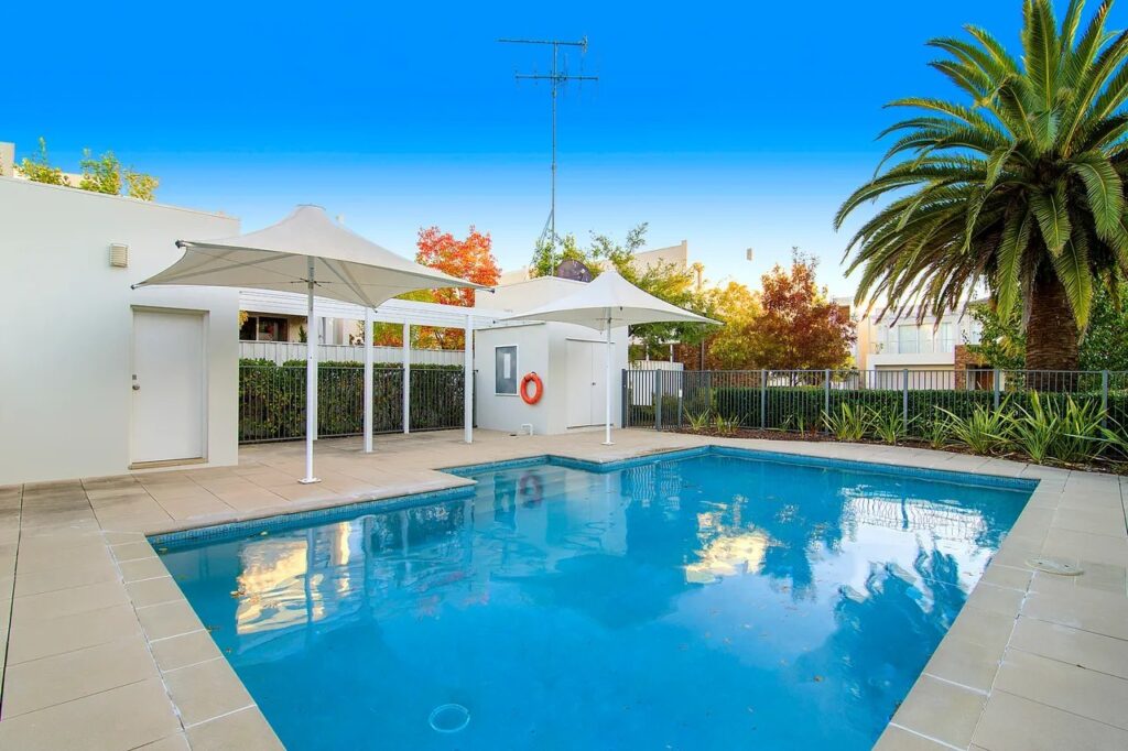 For Sale - 7 Waterstone Crescent - New Property in Bella Vista - Real Estate by Maree McCrorie