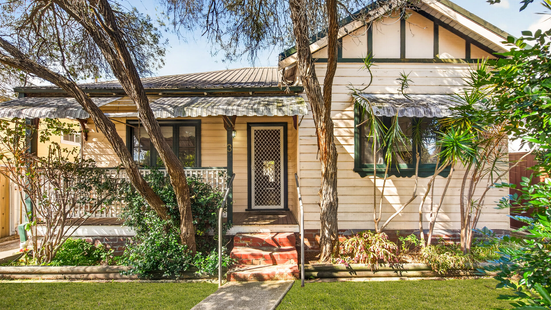 Auction - 3 O'Neill Street - New Property in Granville - Real Estate by Sam Dehaiby