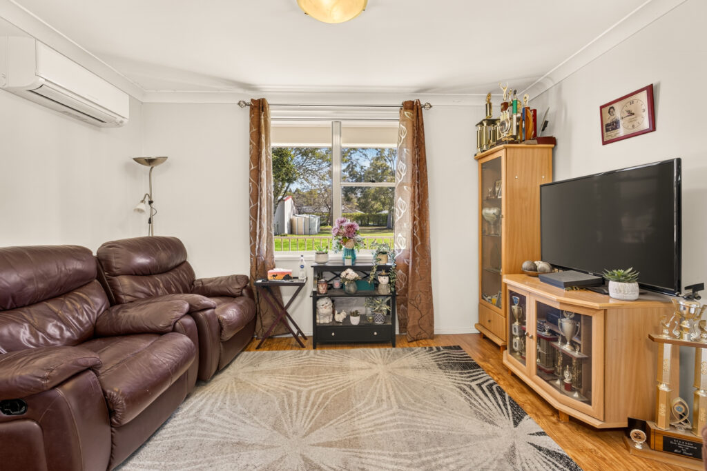 For Sale - 20 Nicholson Place - New Property in Windsor Downs - Real Estate by Greg Vincent