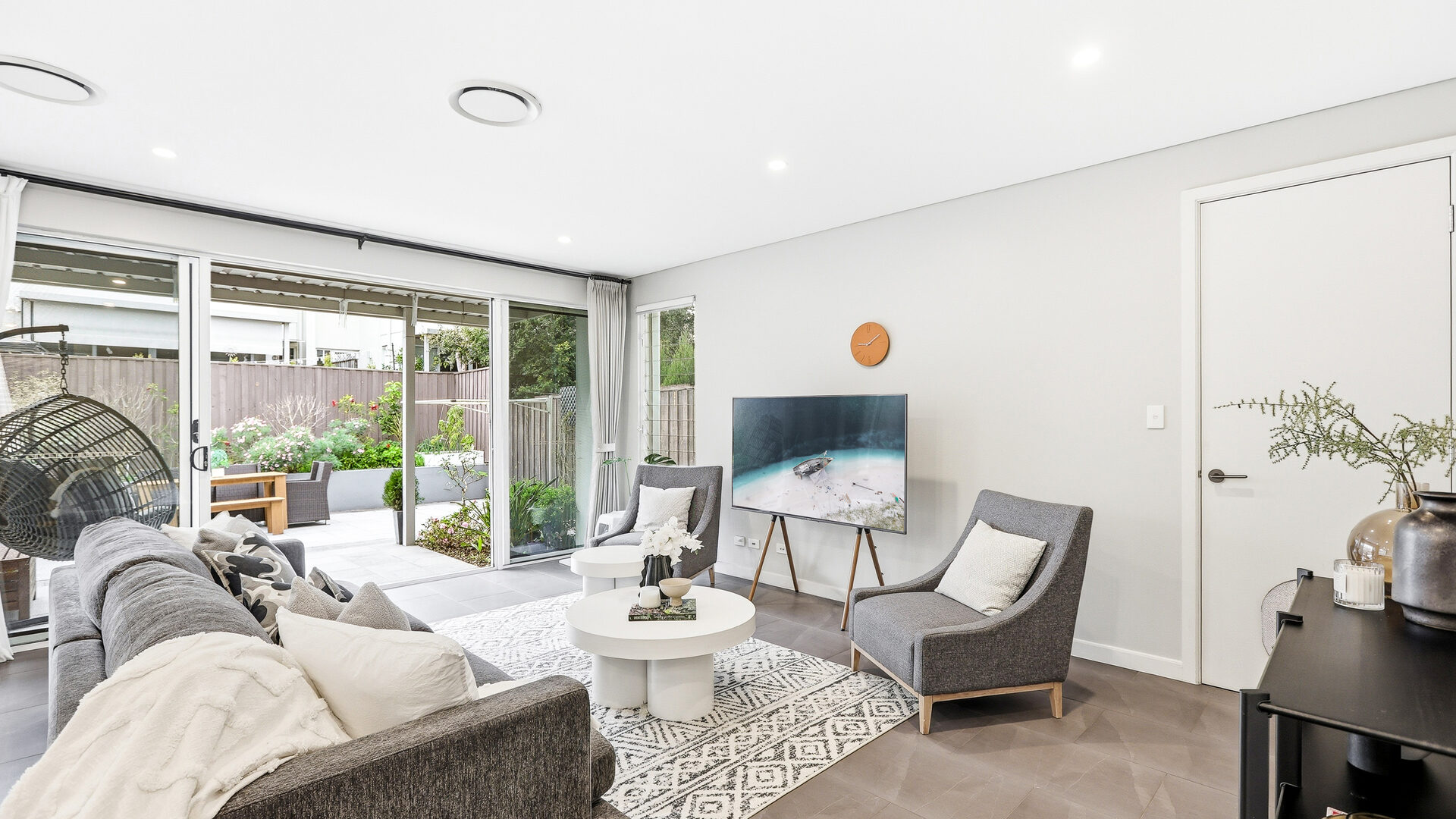 For Sale - 7 Waterstone Crescent - New Property in Bella Vista - Real Estate by Maree McCrorie