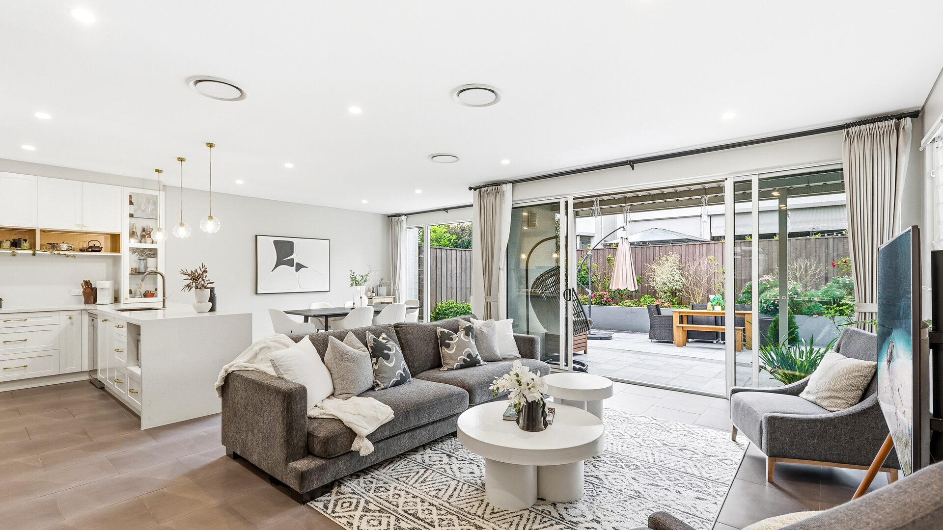 For Sale - 7 Waterstone Crescent - New Property in Bella Vista - Real Estate by Maree McCrorie