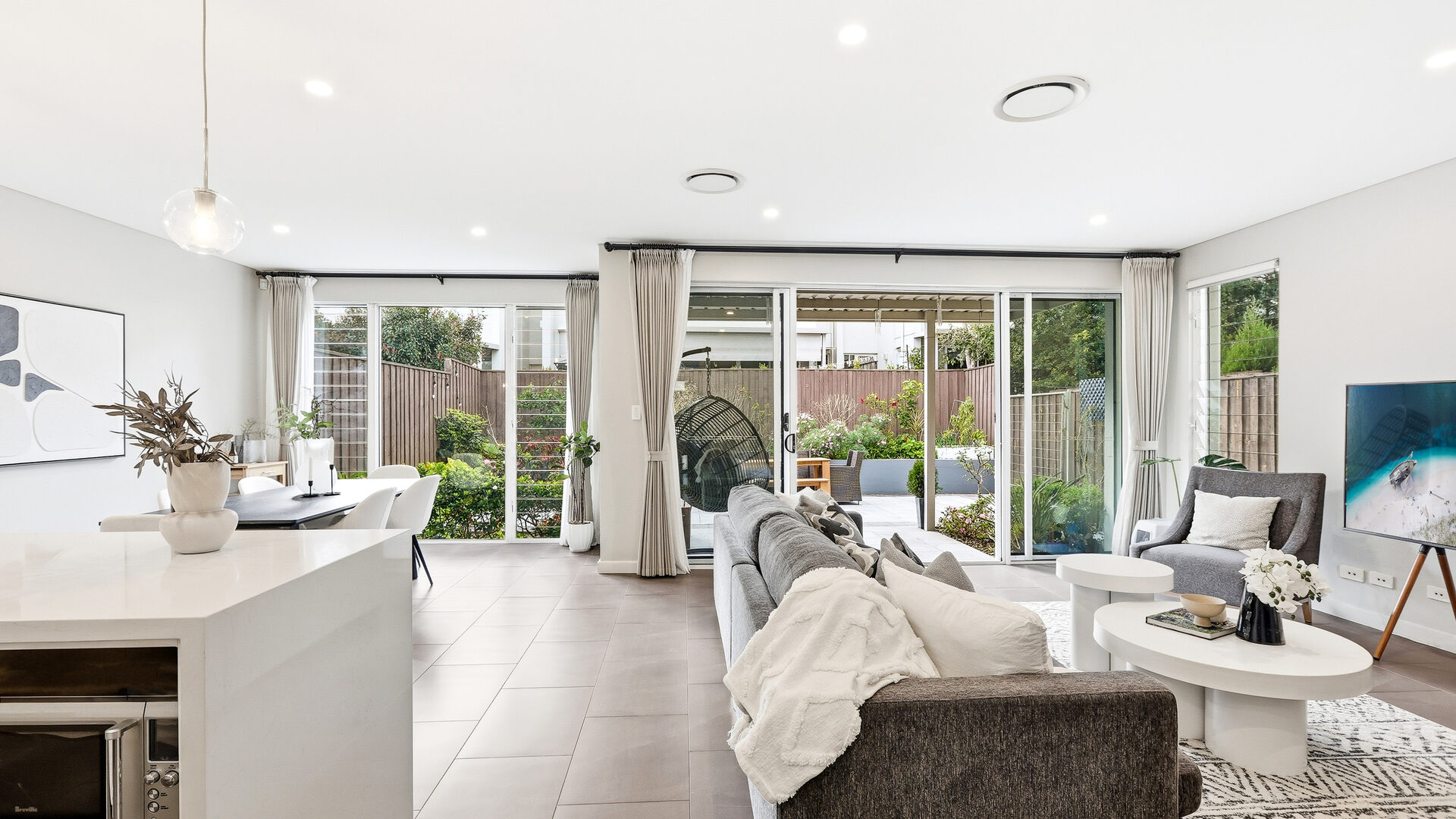 For Sale - 7 Waterstone Crescent - New Property in Bella Vista - Real Estate by Maree McCrorie