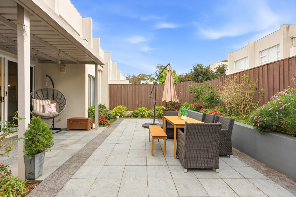 For Sale - 7 Waterstone Crescent - New Property in Bella Vista - Real Estate by Maree McCrorie