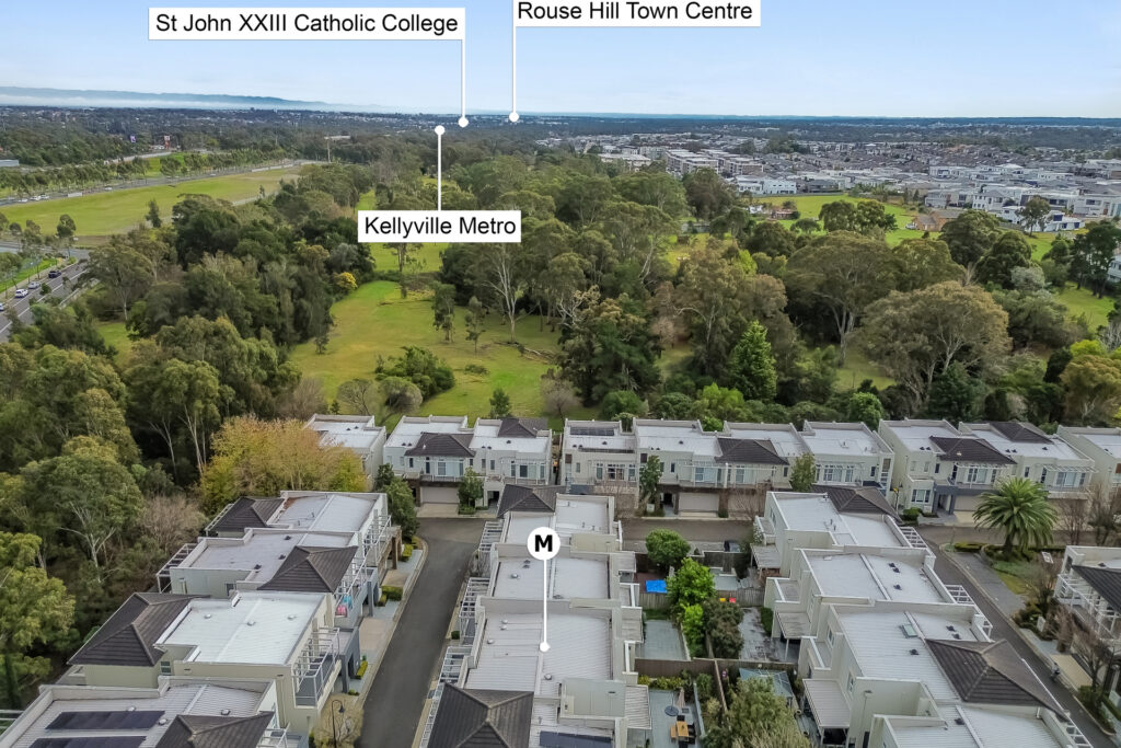 For Sale - 7 Waterstone Crescent - New Property in Bella Vista - Real Estate by Maree McCrorie