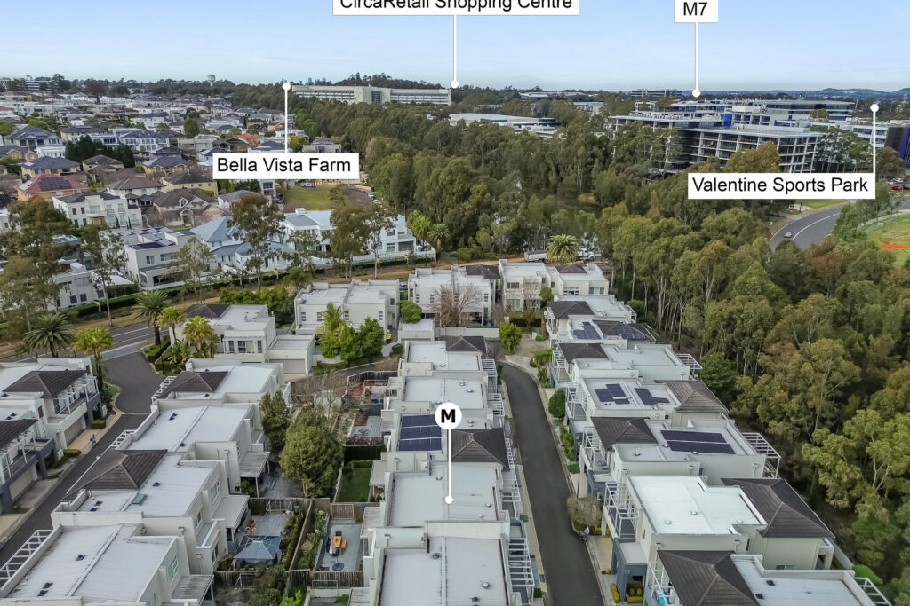 For Sale - 7 Waterstone Crescent - New Property in Bella Vista - Real Estate by Maree McCrorie
