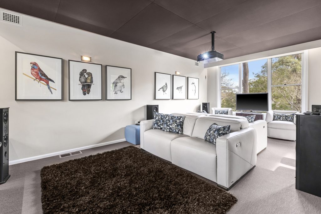 Auction - 44 Eastcote Road - New Property in North Epping - Real Estate by Betty Ockerlander