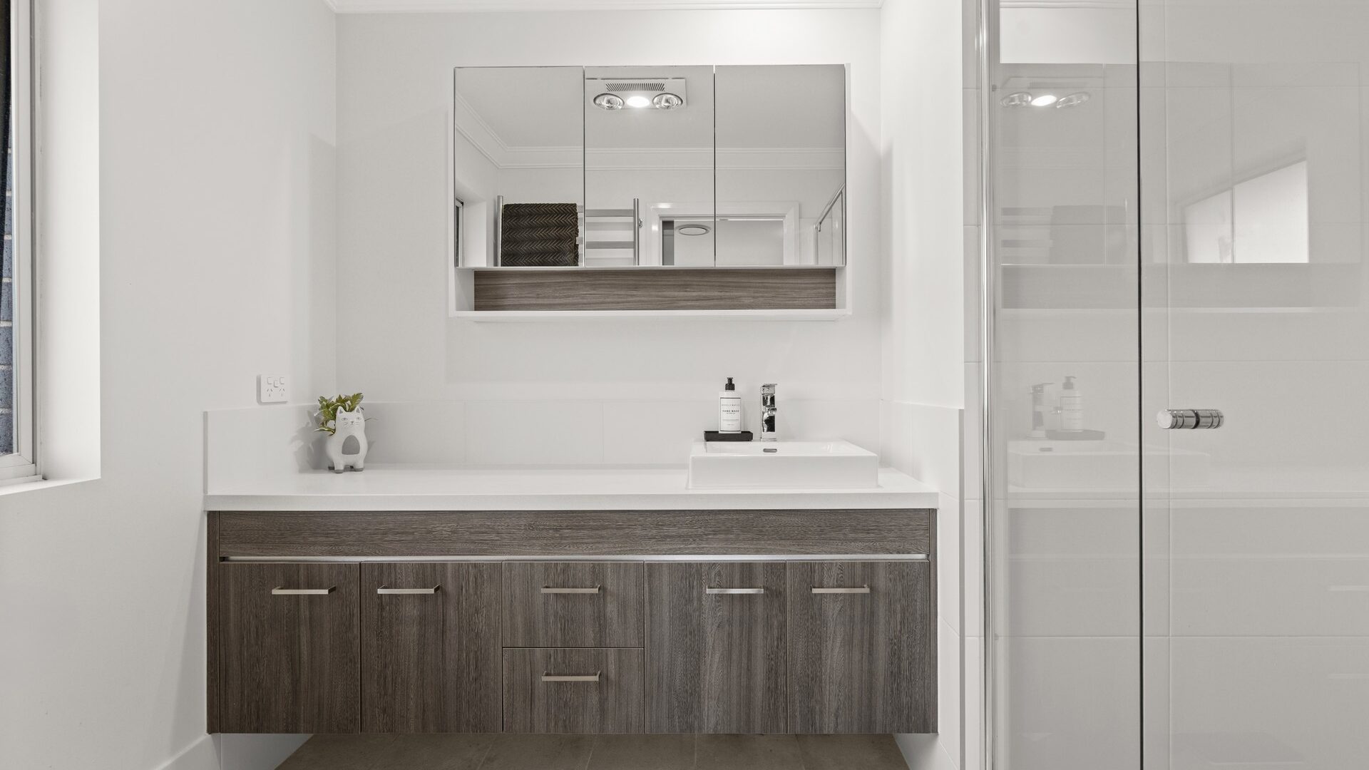 For Sale - 22 Ross Place - New Property in North Kellyville - Real Estate by Ruma Mundi