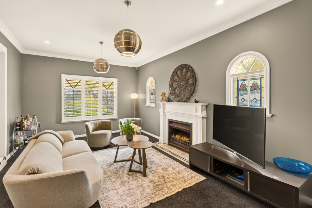 Auction - 2 Argyle Place - New Property in West Pennant Hills - Real Estate by Mark Vinogradov