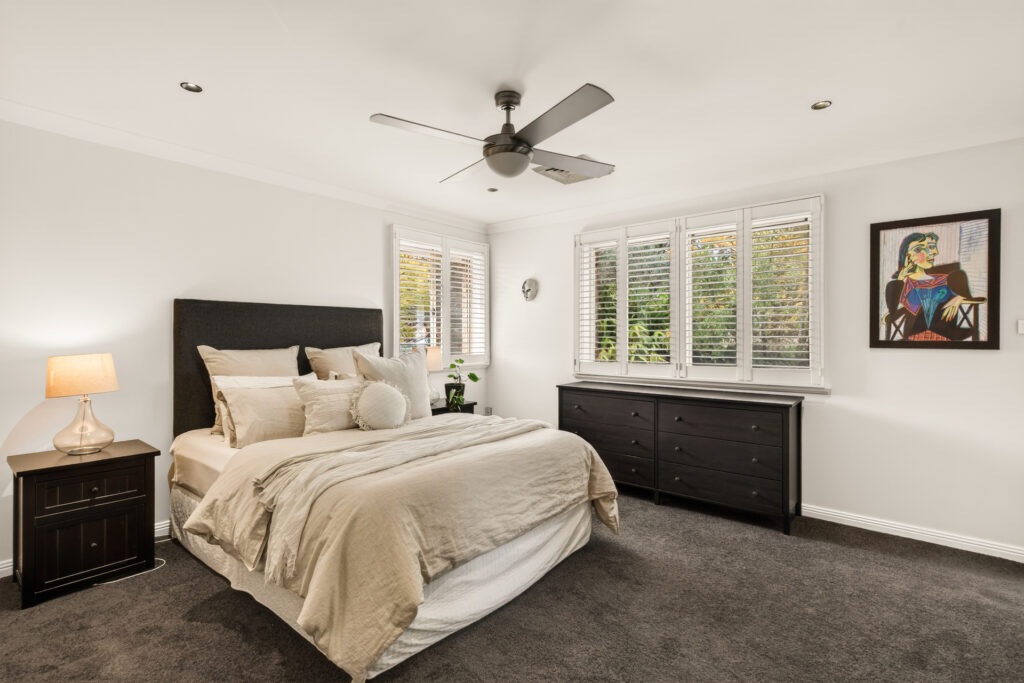 Auction - 2 Argyle Place - New Property in West Pennant Hills - Real Estate by Mark Vinogradov