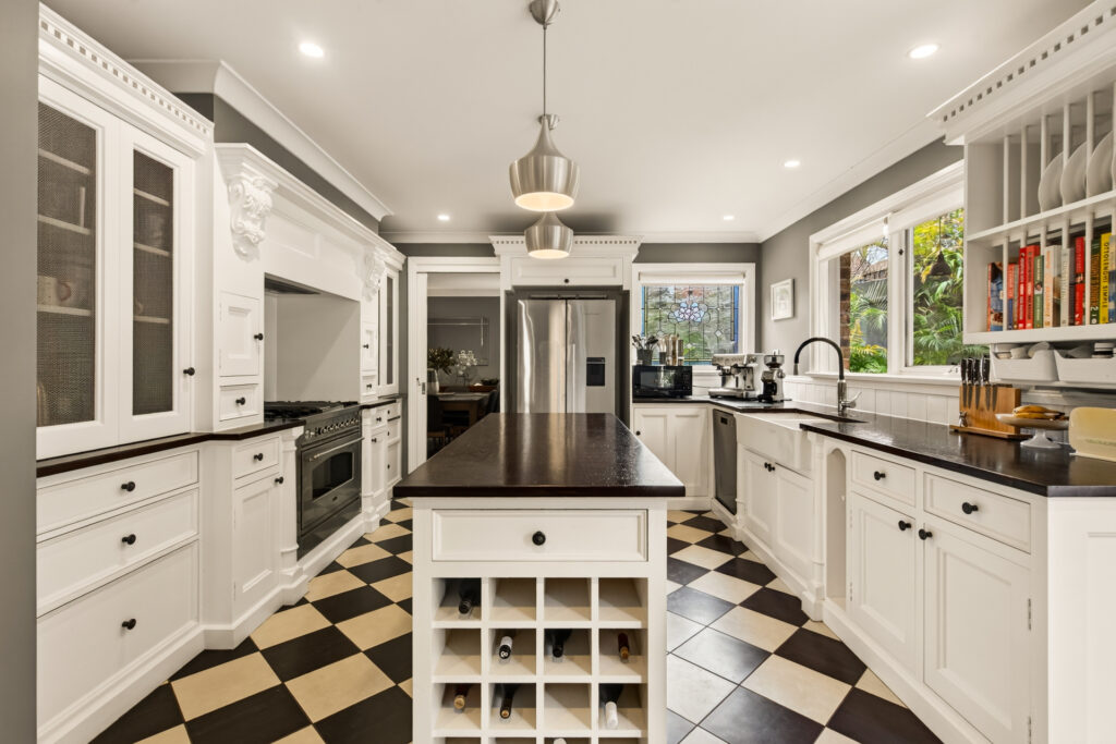 Auction - 2 Argyle Place - New Property in West Pennant Hills - Real Estate by Mark Vinogradov
