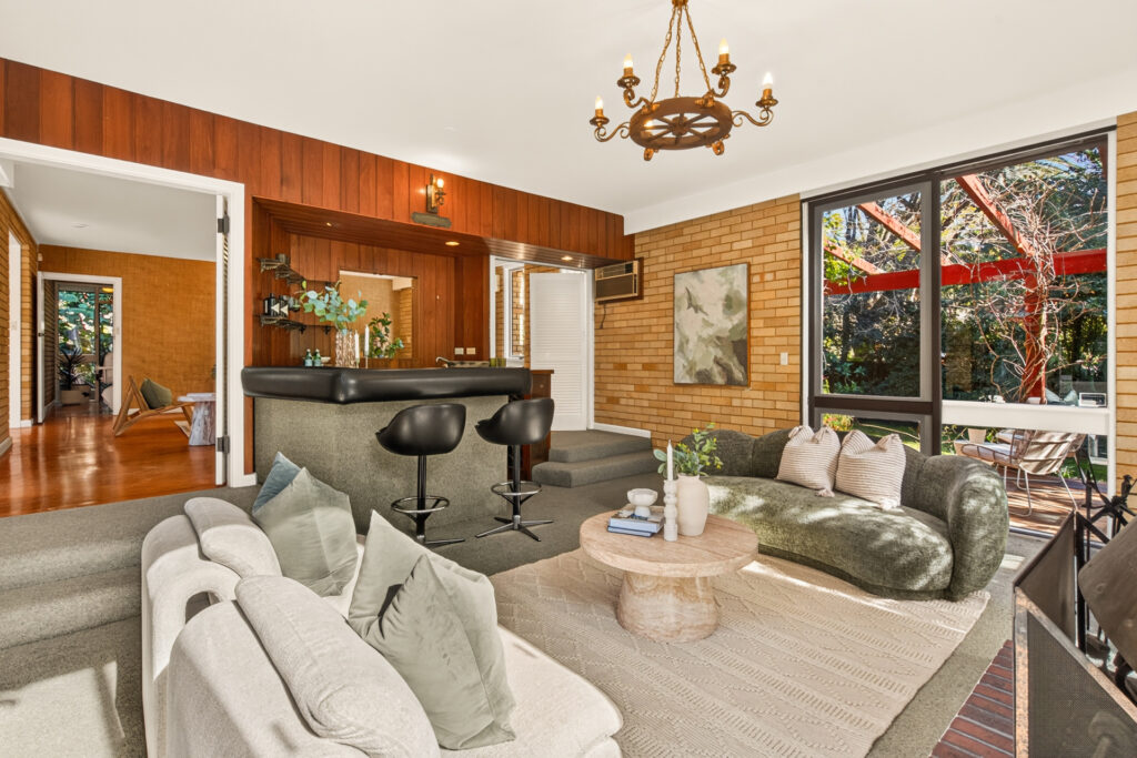 Auction - 16 The Boulevard - New Property in Cheltenham - Real Estate by Belinda Hill