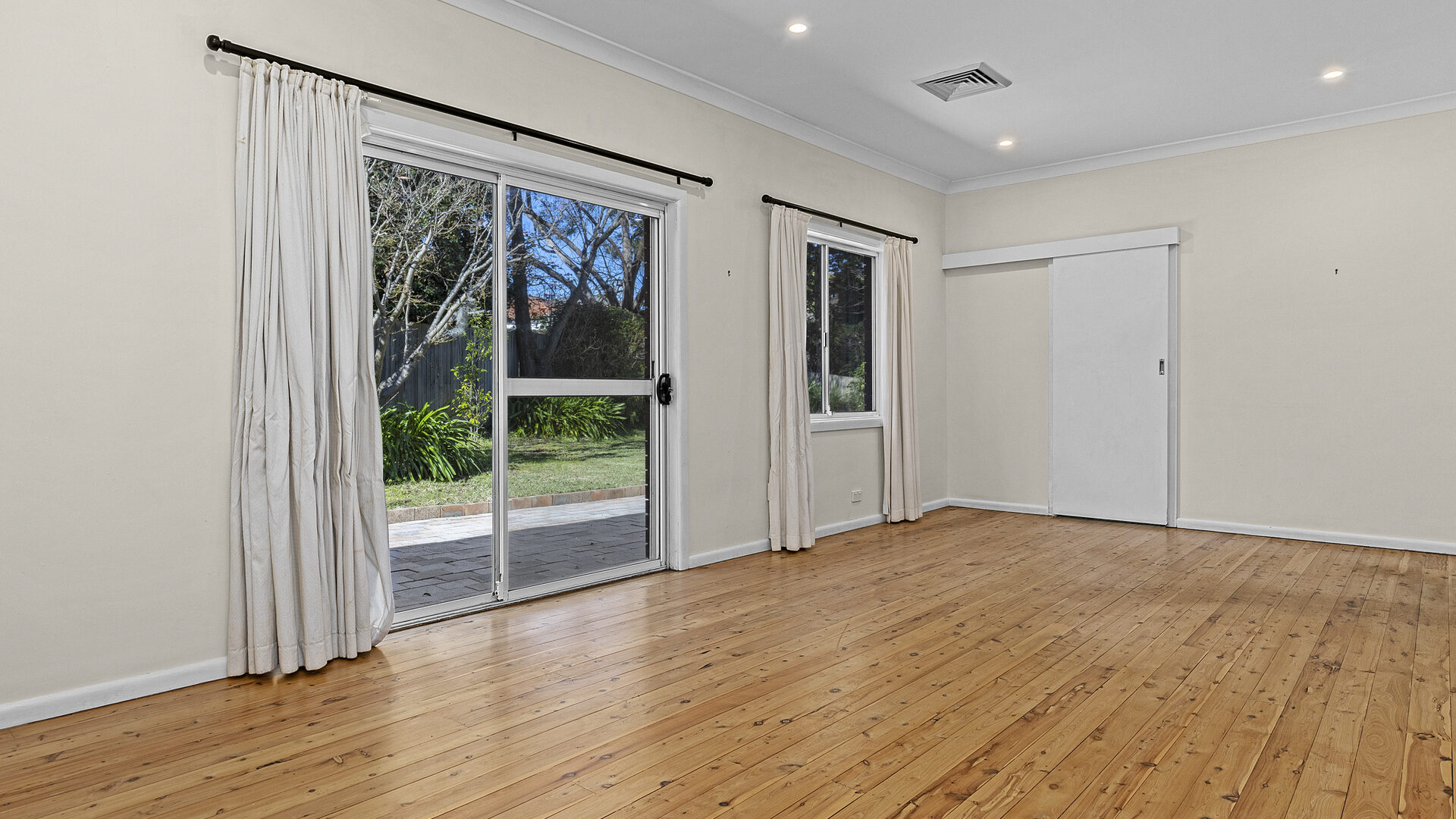 For Rent - 5 Dawes Crescent - New Property in Eastwood - Real Estate by 