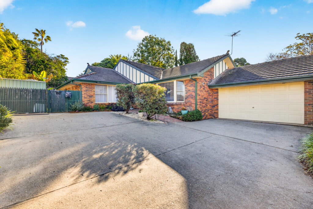 Auction - 2/13 Wyldwood Crescent - New Property in Baulkham Hills - Real Estate by Ana Bujak