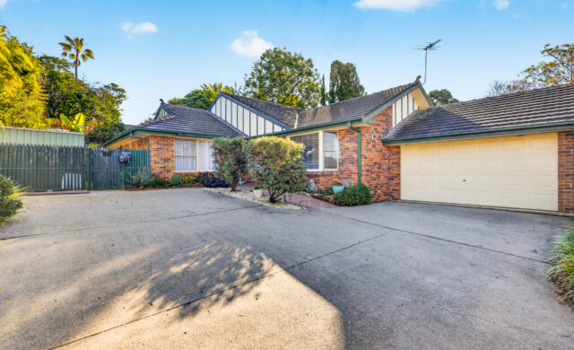 Auction - 2/13 Wyldwood Crescent - New Property in Baulkham Hills - Real Estate by Ana Bujak