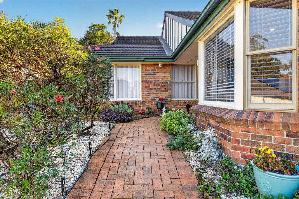 Auction - 2/13 Wyldwood Crescent - New Property in Baulkham Hills - Real Estate by Ana Bujak