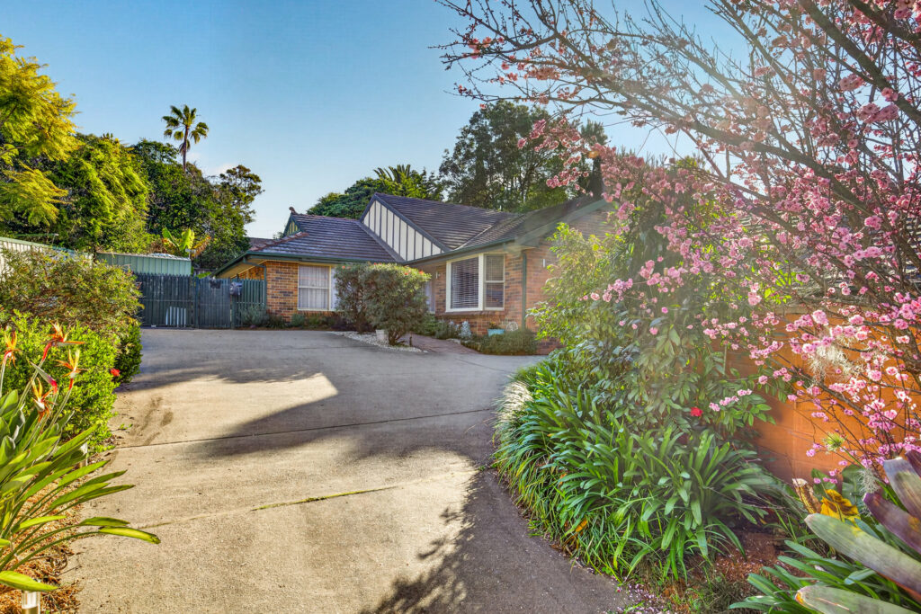 Auction - 2/13 Wyldwood Crescent - New Property in Baulkham Hills - Real Estate by Ana Bujak