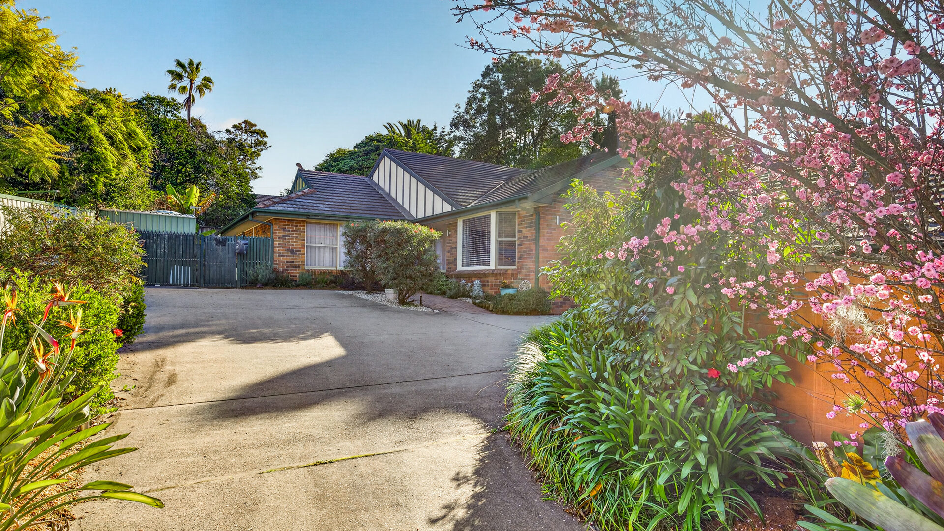 Auction - 2/13 Wyldwood Crescent - New Property in Baulkham Hills - Real Estate by Ana Bujak