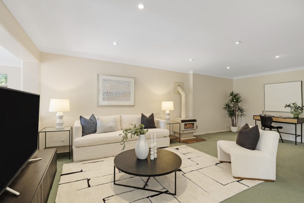 Auction - 7 Norma Crescent - New Property in Cheltenham - Real Estate by Belinda Hill