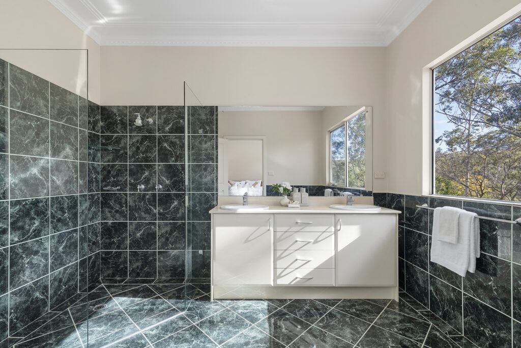 Auction - 7 Norma Crescent - New Property in Cheltenham - Real Estate by Belinda Hill