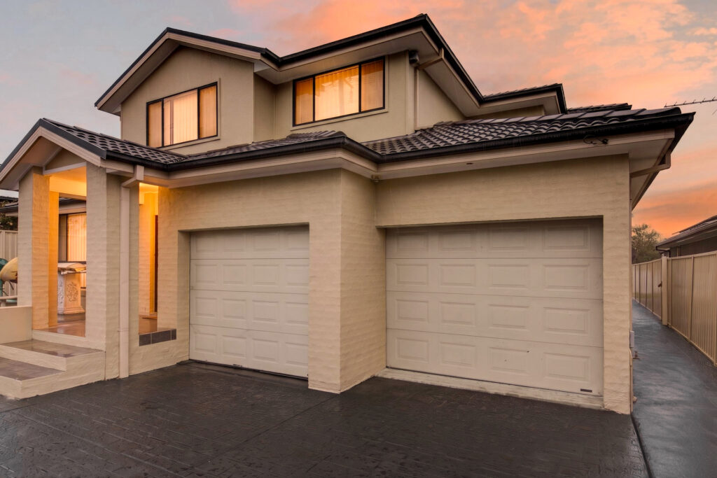 Auction - 2/778 Merrylands Road - New Property in Greystanes - Real Estate by Monique Layoun