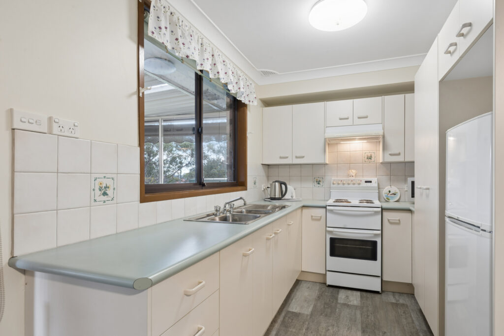 For Sale - 28 Veronica Crescent - New Property in Seven Hills - Real Estate by Peter Sutherland
