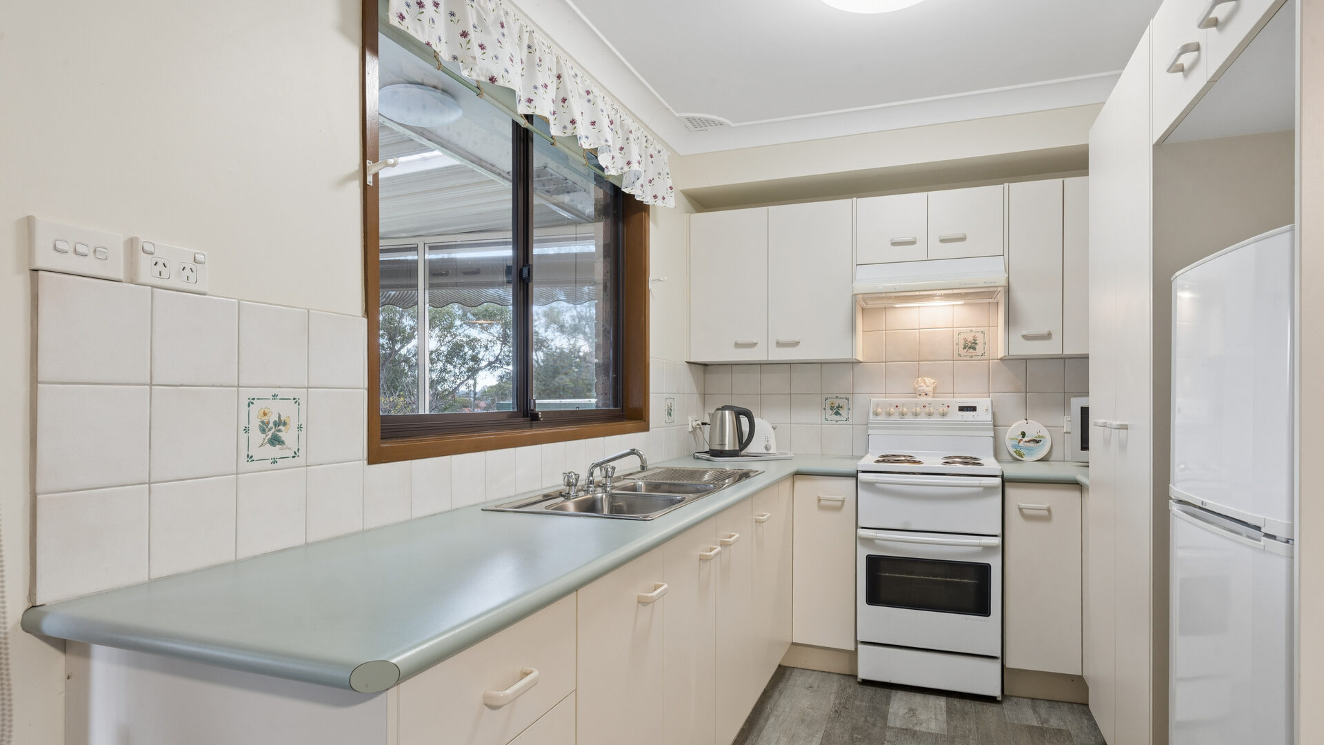 For Sale - 28 Veronica Crescent - New Property in Seven Hills - Real Estate by Peter Sutherland