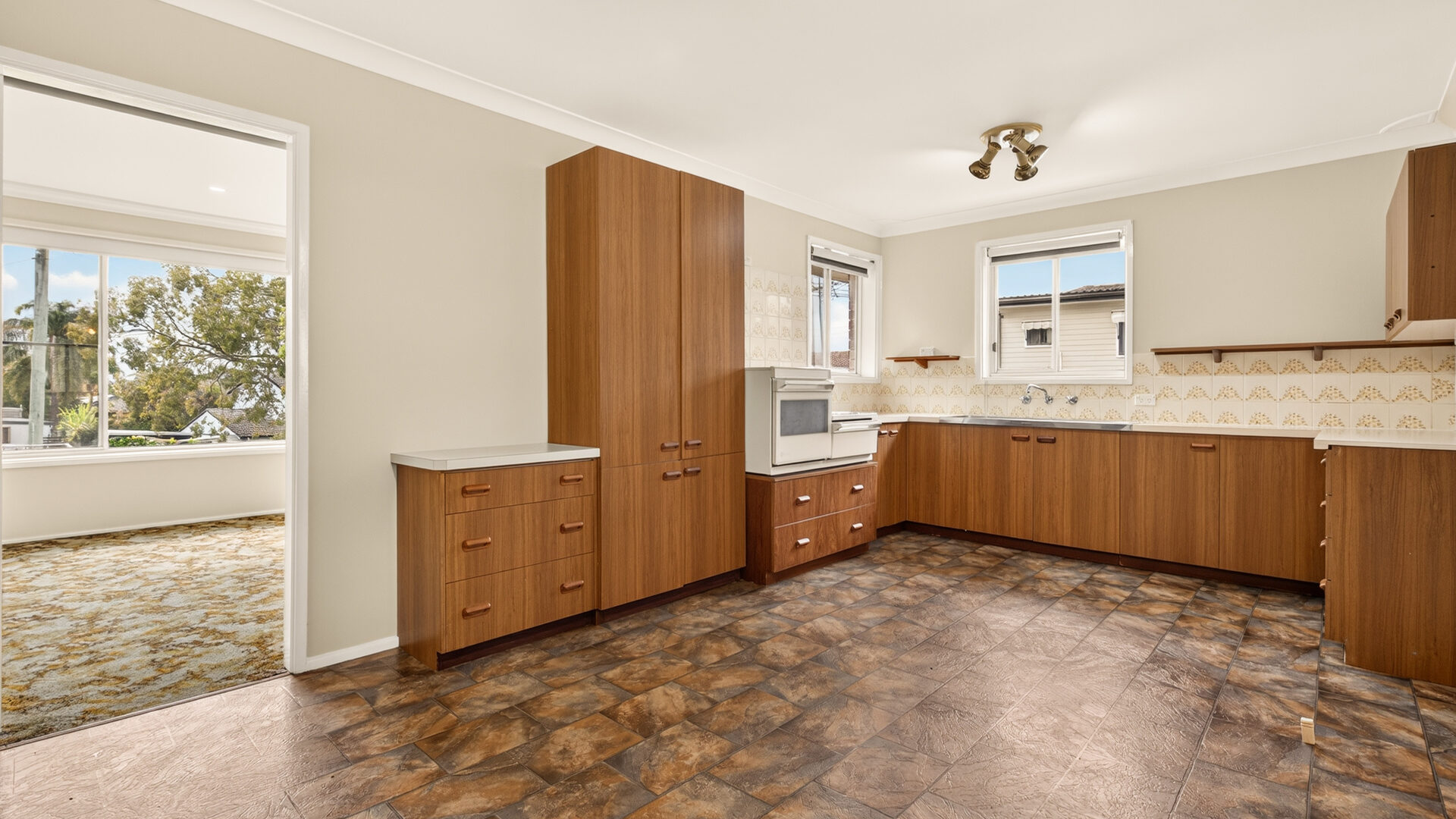 Auction - 3 Namoi Place - New Property in Toongabbie - Real Estate by Sam Dalgliesh