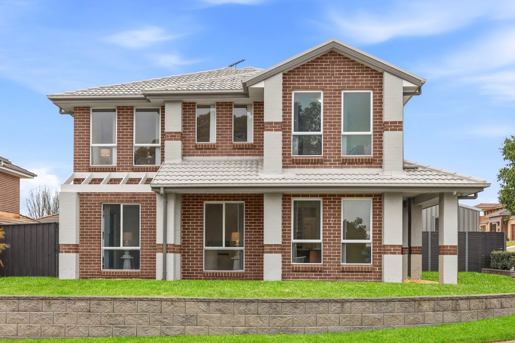For Sale - 27 Greenview Parade - New Property in The Ponds - Real Estate by Paul Land