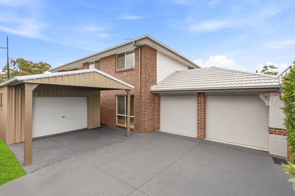For Sale - 27 Greenview Parade - New Property in The Ponds - Real Estate by Paul Land