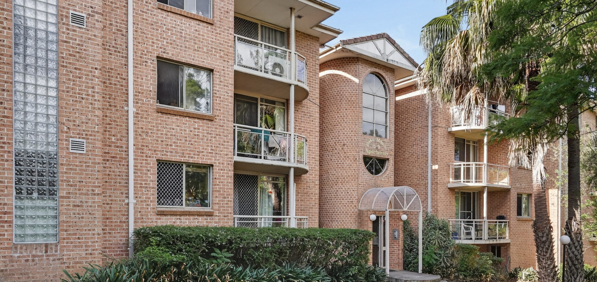 3/5-9 Mowle Street, Westmead