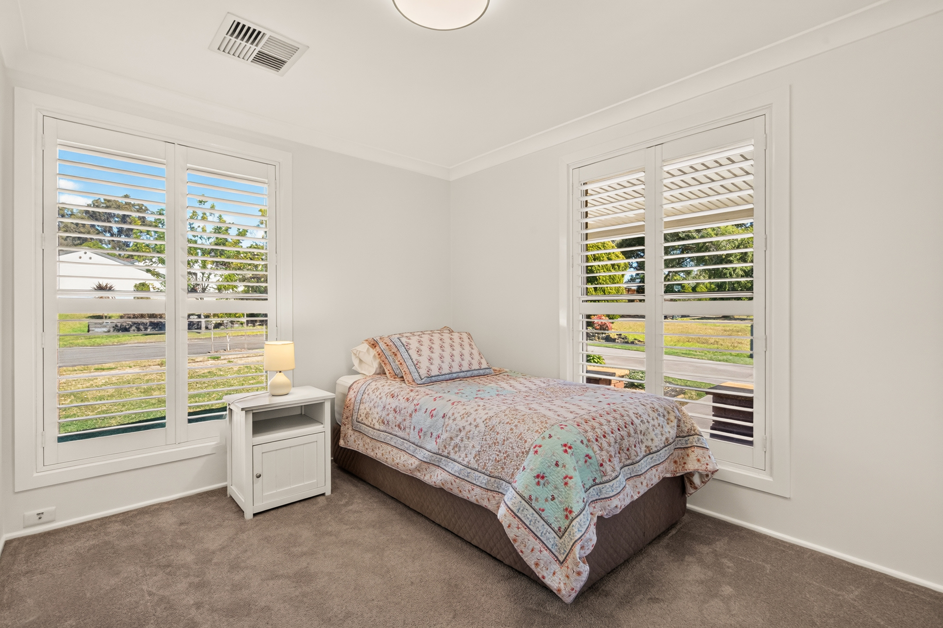 Auction - 11 Plymouth Crescent - New Property in Kings Langley - Real Estate by Kim McChlery