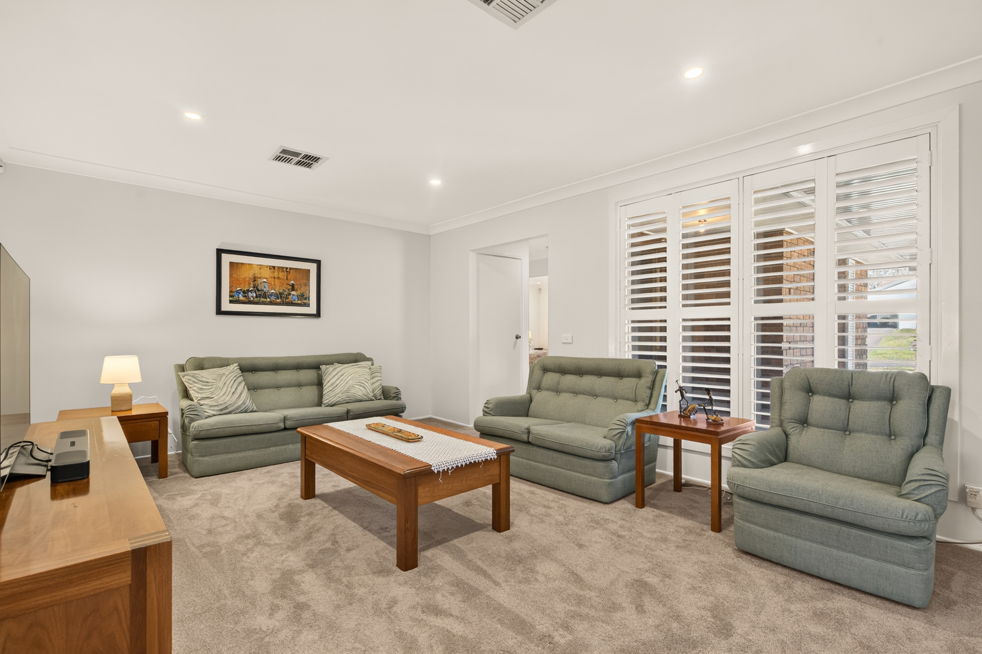 Auction - 11 Plymouth Crescent - New Property in Kings Langley - Real Estate by Kim McChlery