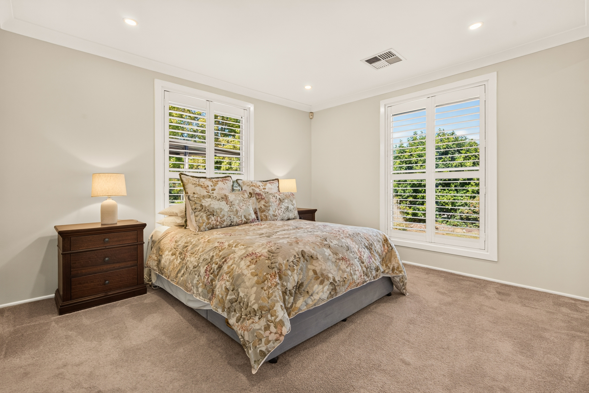 Auction - 11 Plymouth Crescent - New Property in Kings Langley - Real Estate by Kim McChlery