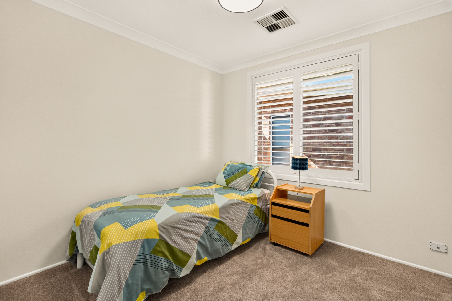Auction - 11 Plymouth Crescent - New Property in Kings Langley - Real Estate by Kim McChlery