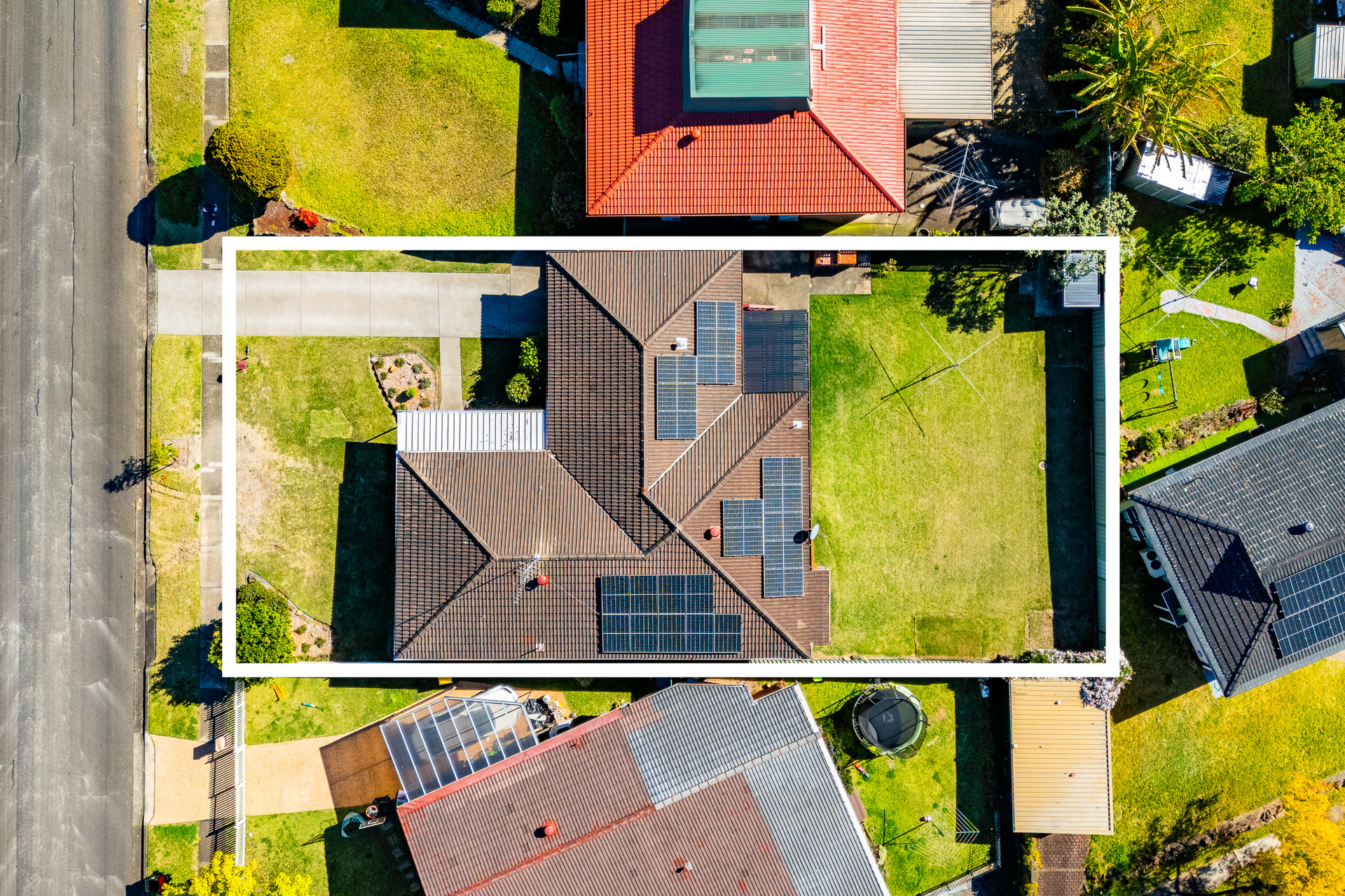Auction - 11 Plymouth Crescent - New Property in Kings Langley - Real Estate by Kim McChlery