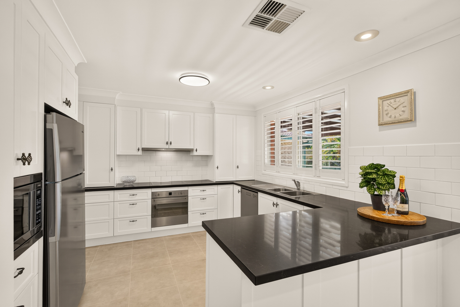Auction - 11 Plymouth Crescent - New Property in Kings Langley - Real Estate by Kim McChlery