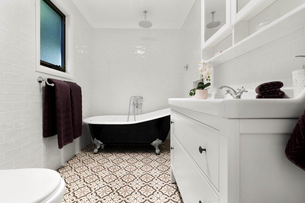 Auction - 41 Glanmire Road - New Property in Baulkham Hills - Real Estate by Sam Dalgliesh