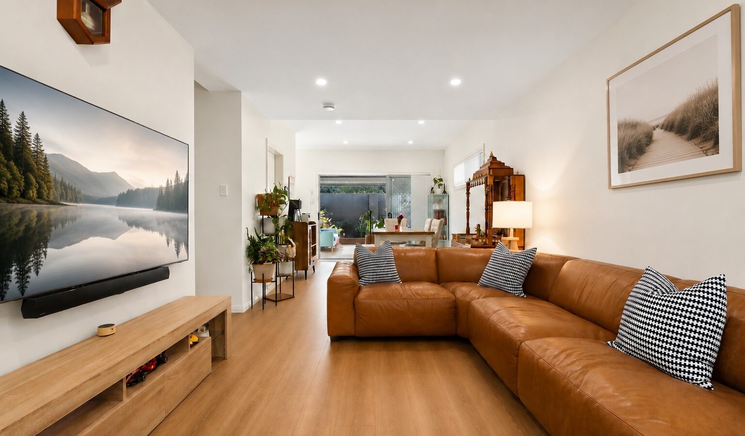 For Sale - 6 Koolatong Glade - New Property in Quakers Hill - Real Estate by Sam Radal