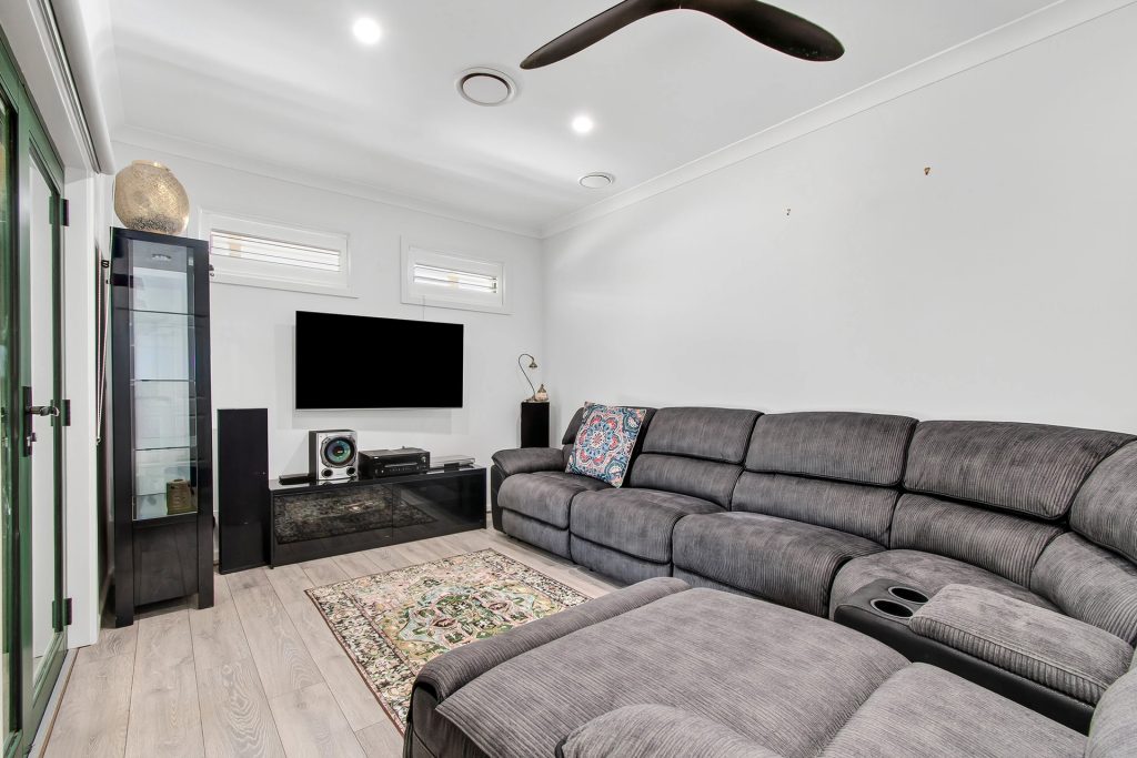 For Sale - 221 Hawkesbury Valley Way - New Property in Clarendon - Real Estate by Ziggy Parsonson