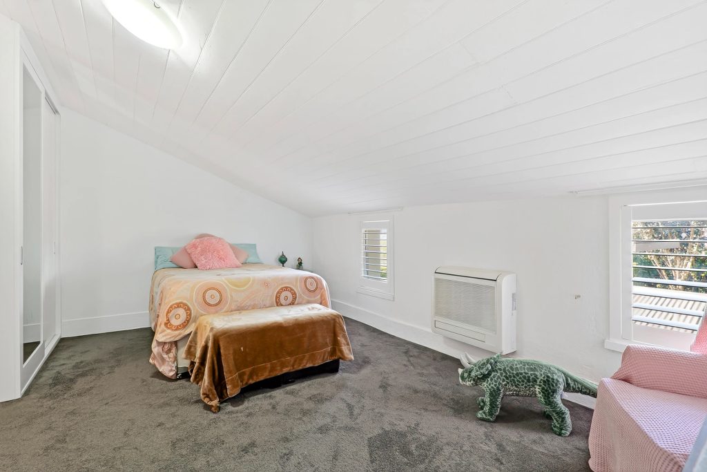 For Sale - 221 Hawkesbury Valley Way - New Property in Clarendon - Real Estate by Ziggy Parsonson