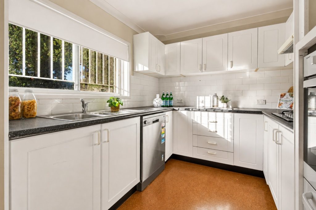 Auction - 37 Perry Street - New Property in Dundas Valley - Real Estate by Stephen Mina