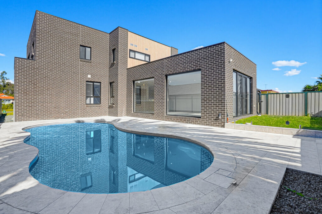 Leased - 11 Vivaldi Crescent - New Property in Claremont Meadows - Real Estate by Rayan Tirmzey