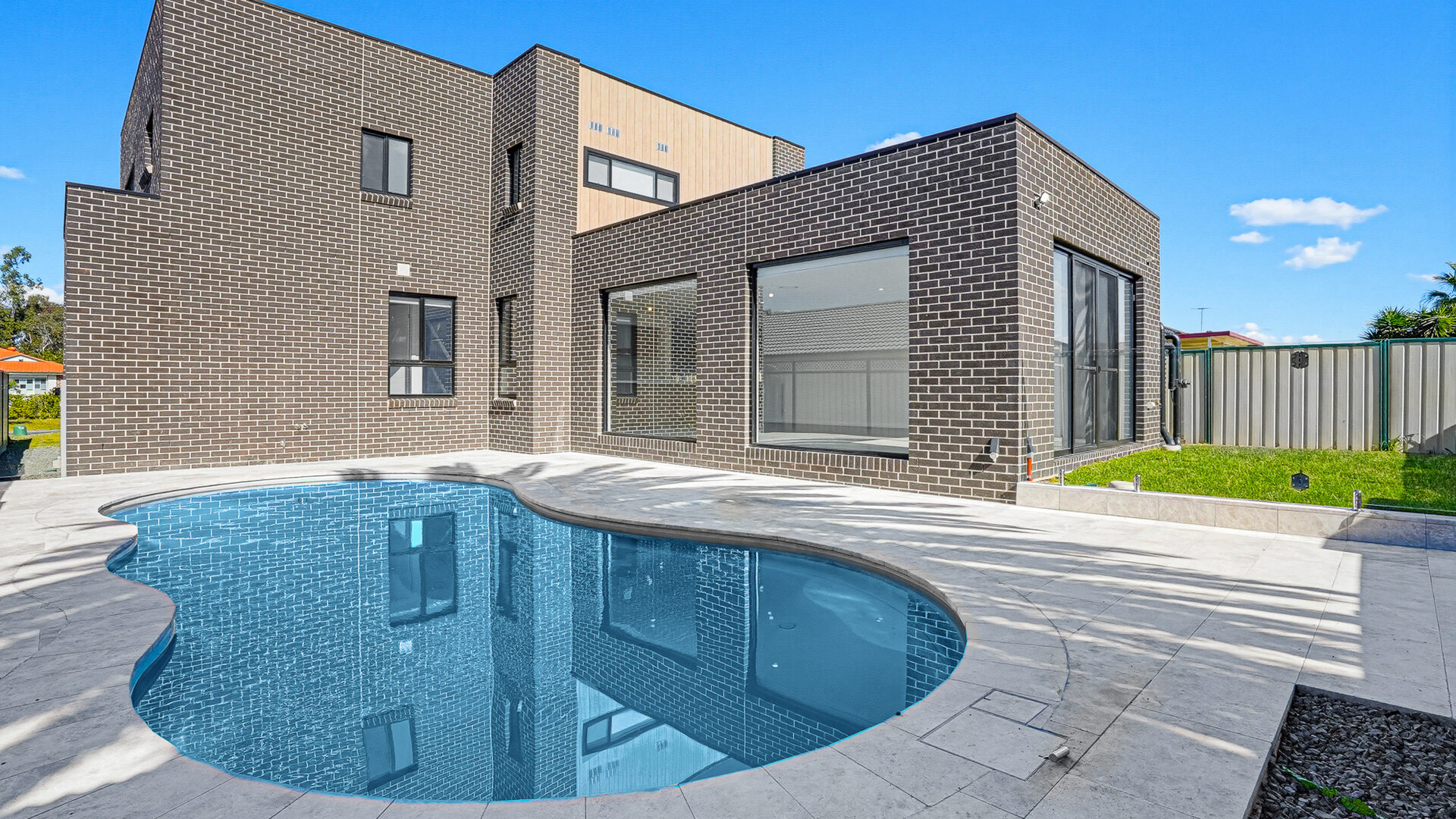 Leased - 11 Vivaldi Crescent - New Property in Claremont Meadows - Real Estate by Rayan Tirmzey