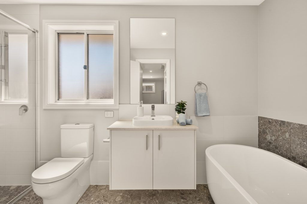 For Sale - 77 Versace Crescent - New Property in Melonba - Real Estate by Julie Grigg