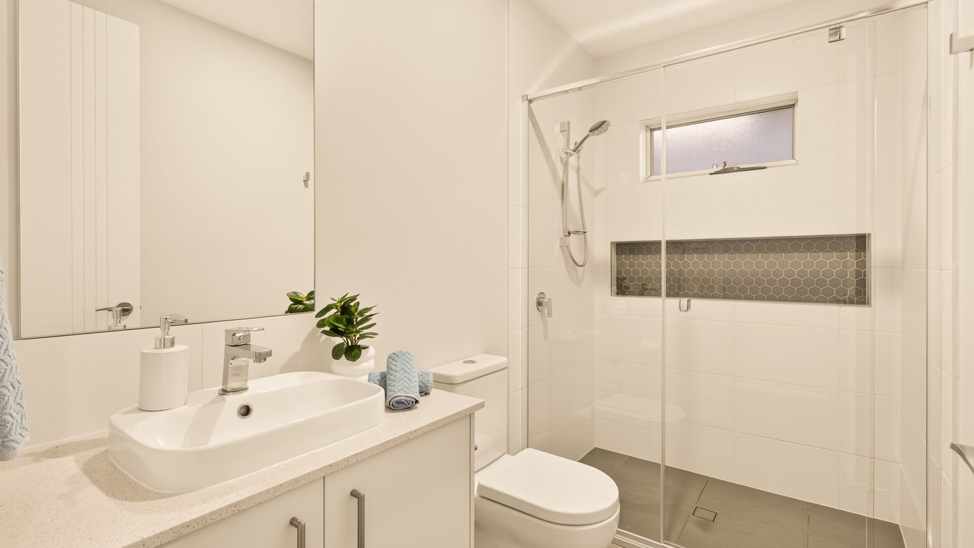 For Sale - 77 Versace Crescent - New Property in Melonba - Real Estate by Julie Grigg