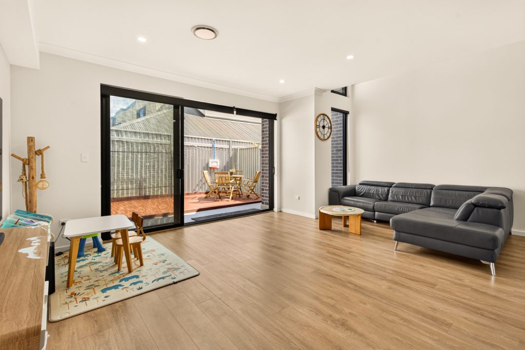 Auction - 4/10 Bando Road - New Property in Girraween - Real Estate by Amit Nayak