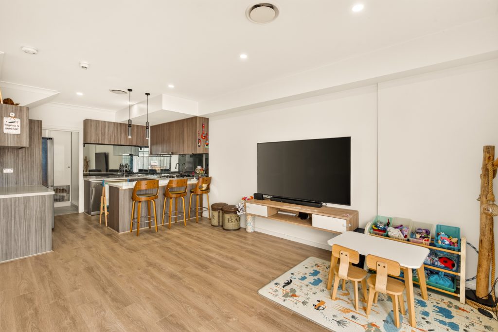 Auction - 4/10 Bando Road - New Property in Girraween - Real Estate by Amit Nayak
