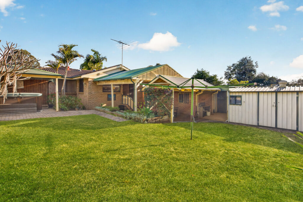Auction - 64 Shanke Crescent - New Property in Kings Langley - Real Estate by Kim McChlery