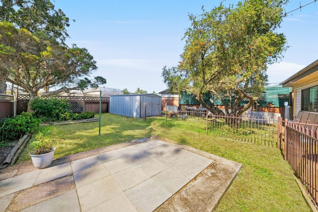 Auction - 13 Everest Street - New Property in Seven Hills - Real Estate by Joel Hollings