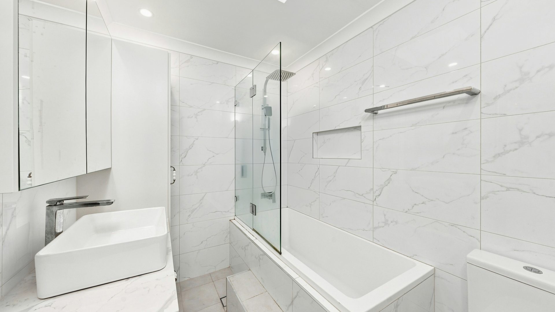 Auction - 13 Everest Street - New Property in Seven Hills - Real Estate by Joel Hollings